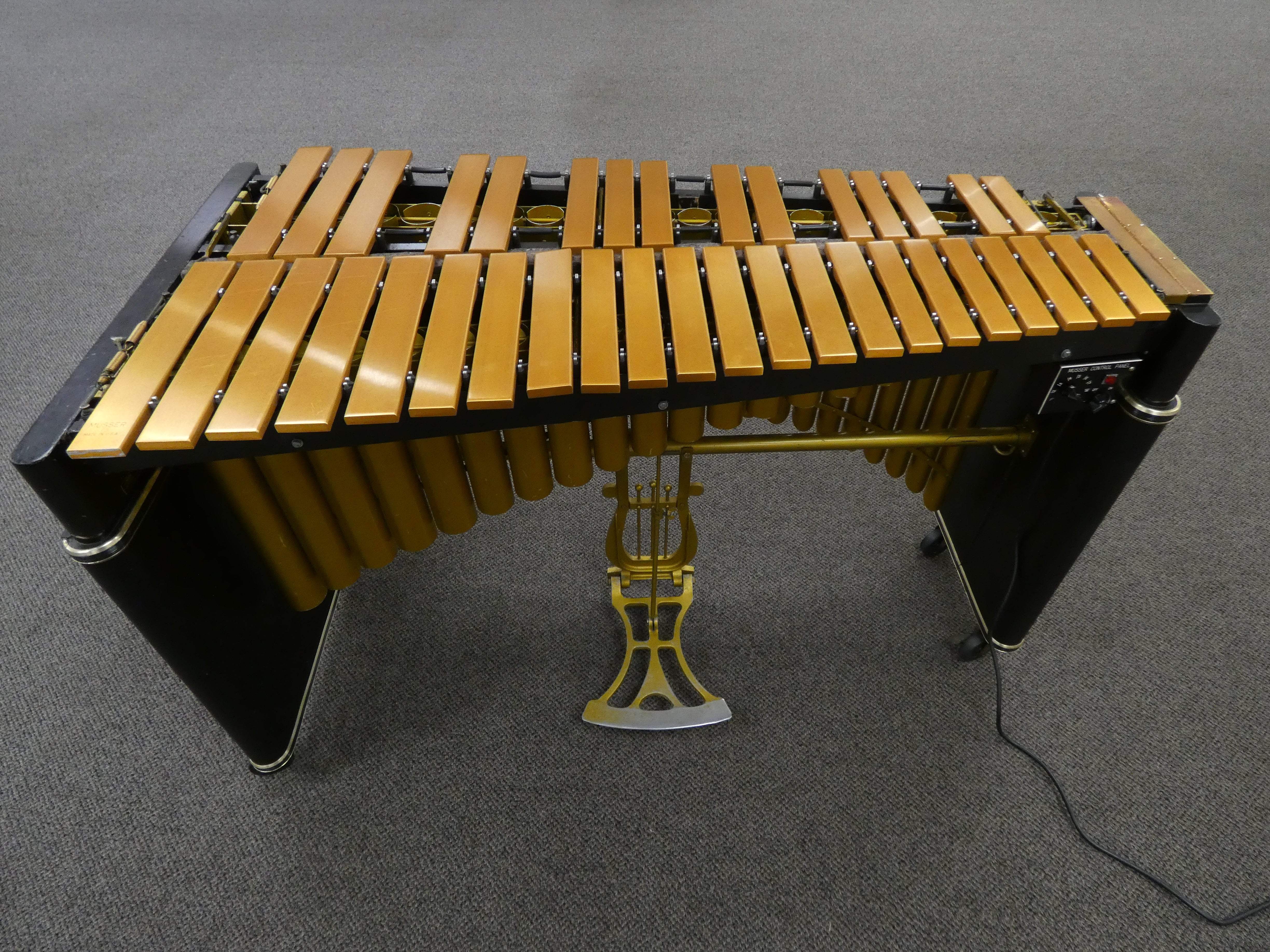 Musser M-75 3-Octave Century Vibraphone With Motor