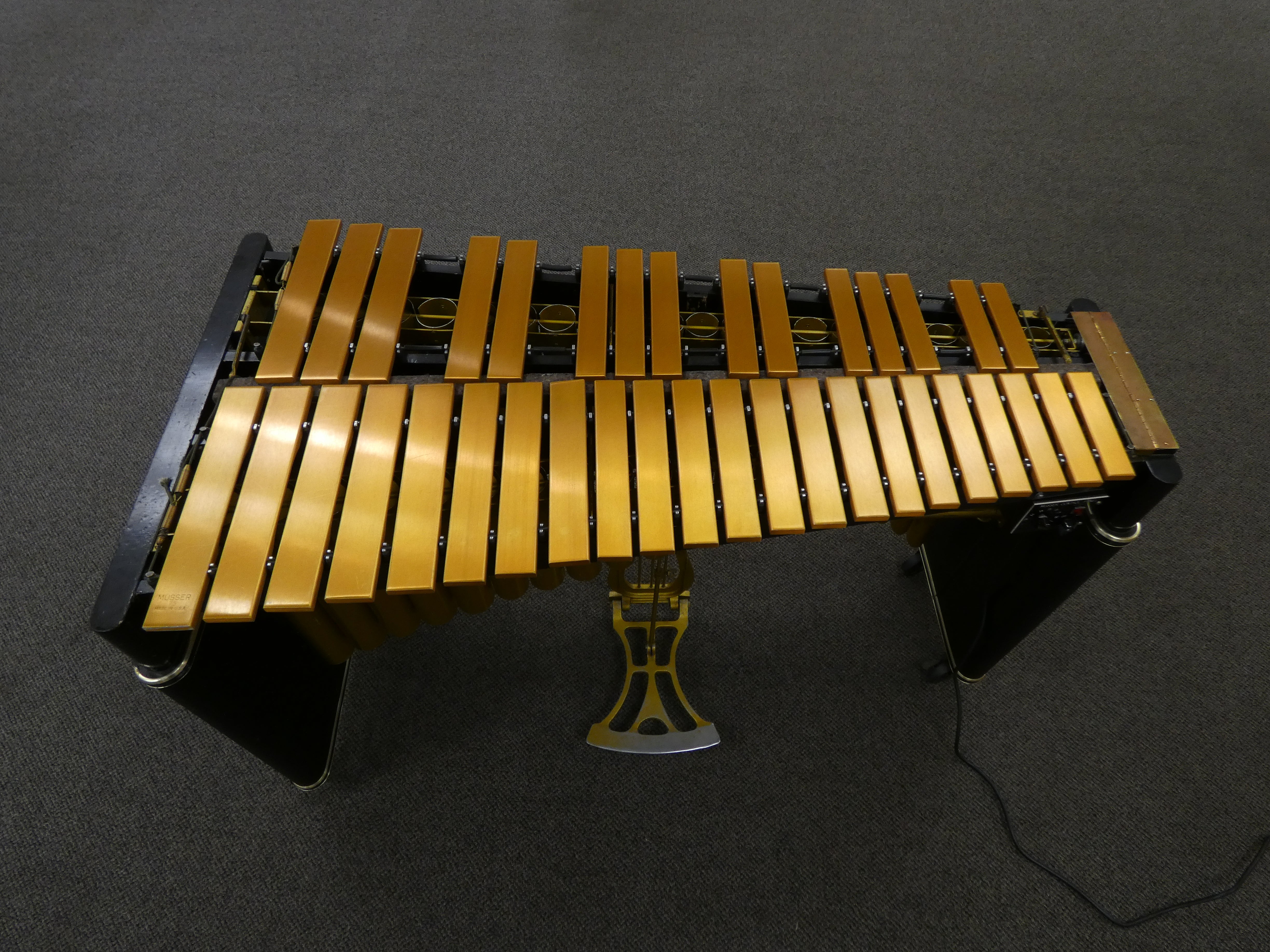 Musser M-75 3-Octave Century Vibraphone With Motor